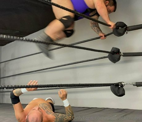 wolfcockchubs nice pornstar pic