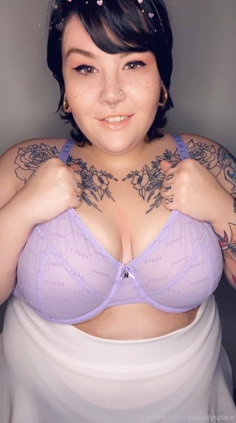 realmollysplace pretty model pics