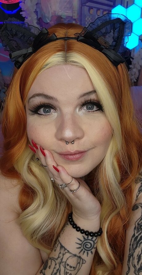 awkwardsxccxbxs model hd img