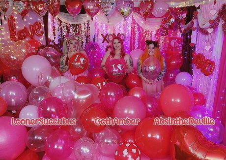 awkwardsxccxbxs free model galleries