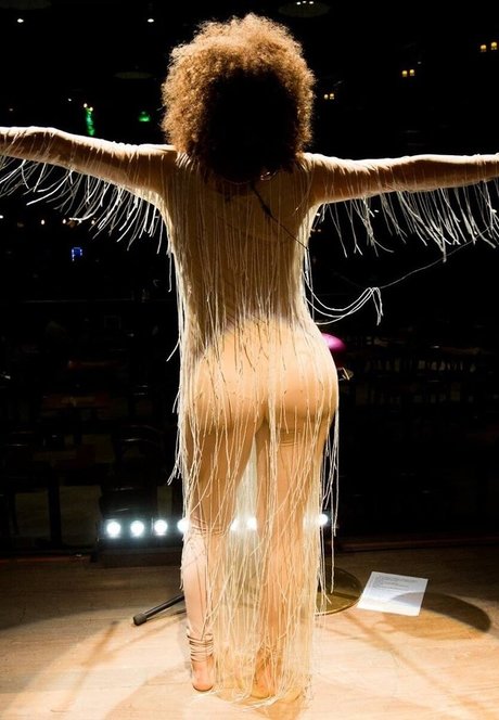 Vanessa Da Mata nice pornstar galleries