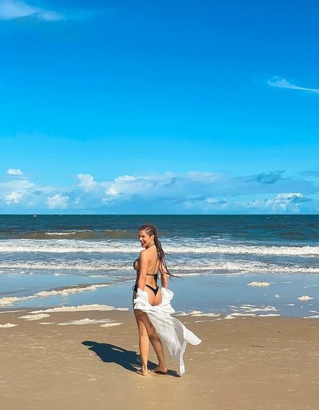 Vanessa Da Mata model nude photo