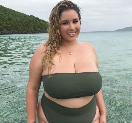 Lo Sangstaaa model adult photos