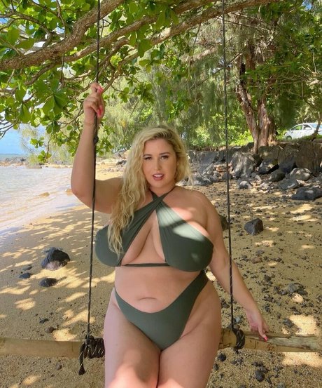 Lo Sangstaaa pornstar high quality img