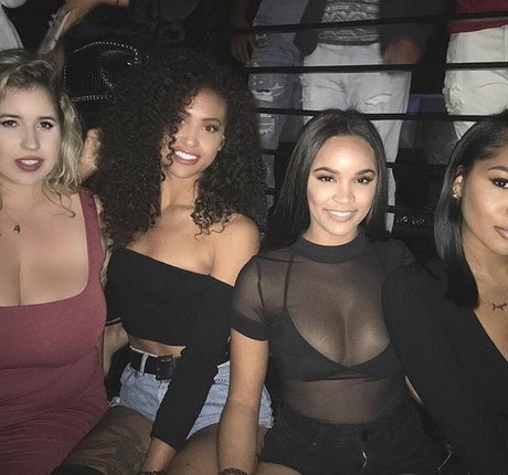 Lo Sangstaaa hd model pictures