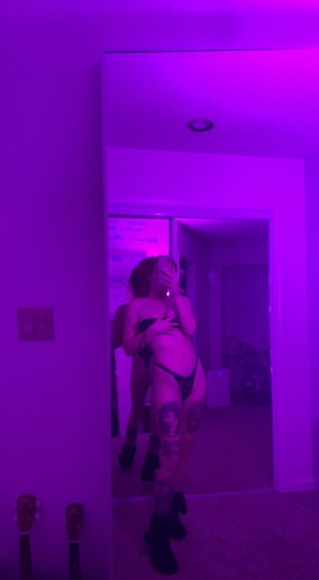 highschooldropout star high quality pics