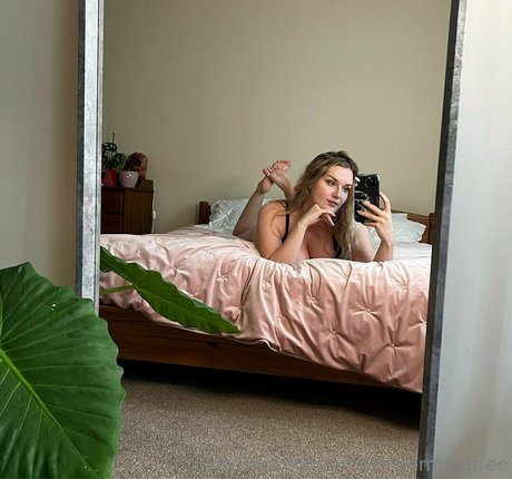 ambermermaidfree nudes model images