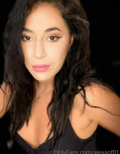 alexaof01 model pornographic pic
