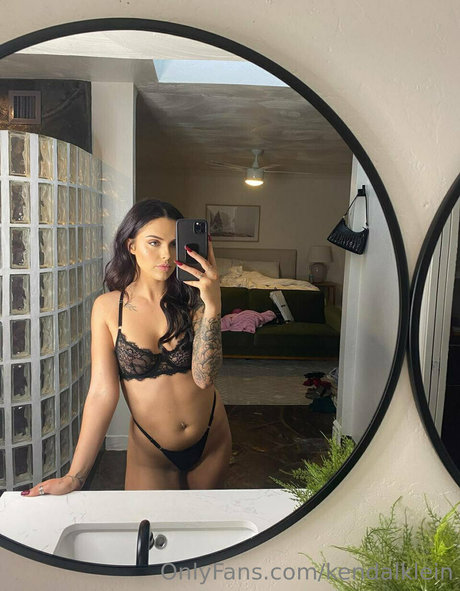 kendalklein adult model photos
