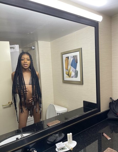 tstxkyodoll beautiful star image