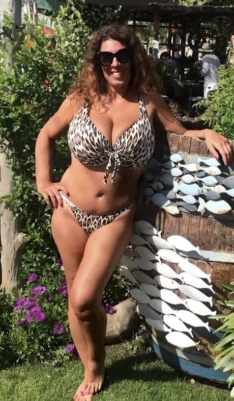 Betty LaRouge nude actress photos