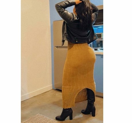 Kimberly Castillo pretty model img