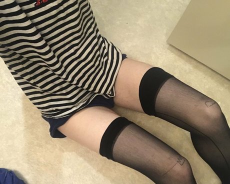 strawberryswitch naked pornstar pics