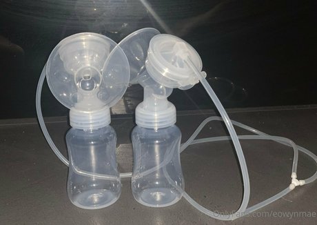 eowynmae naked star archive