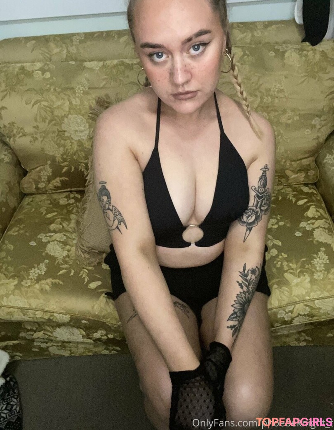 phoebeknight t star free pic