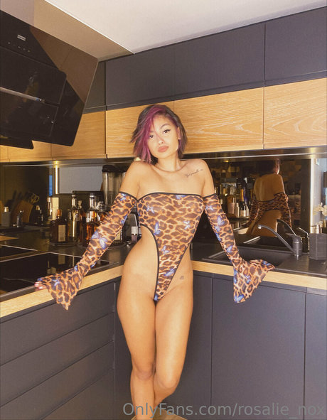 rosalie nox adult star image