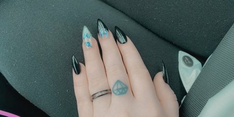 beebstv naked pornstar pic