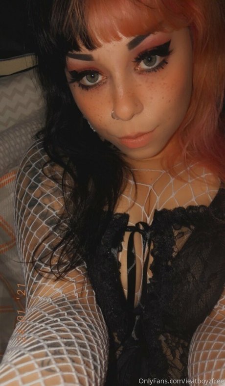 ieatboyzfree sexy pornstar picture