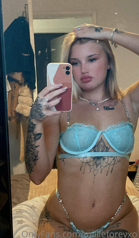 millieforeyxo erotic star img