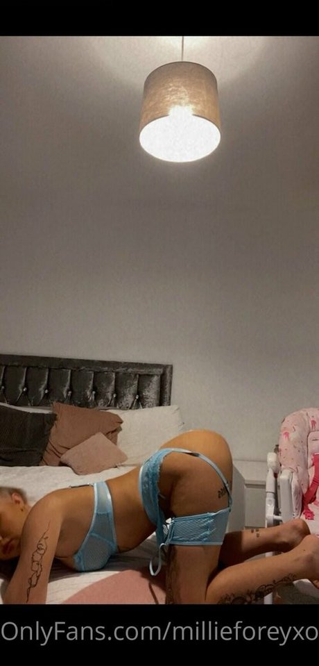 millieforeyxo model sexy photo