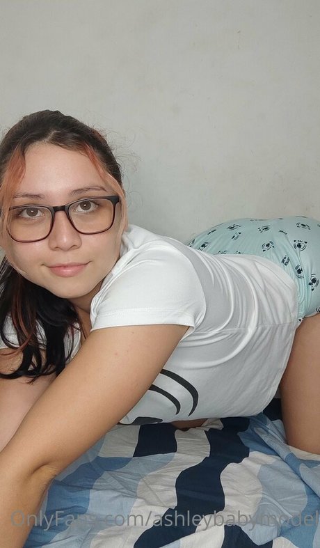 ashleybabymodel hot pornstar img