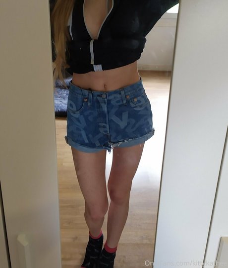 kittykathee pornstar erotic pic