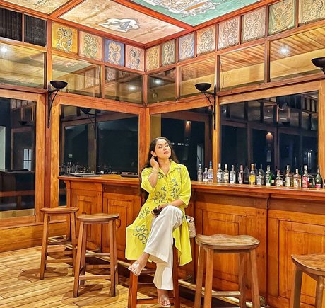 Nimesha Jayarathne art actress photo