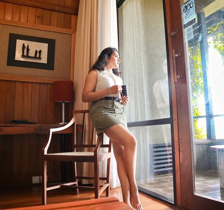 Nimesha Jayarathne top star images