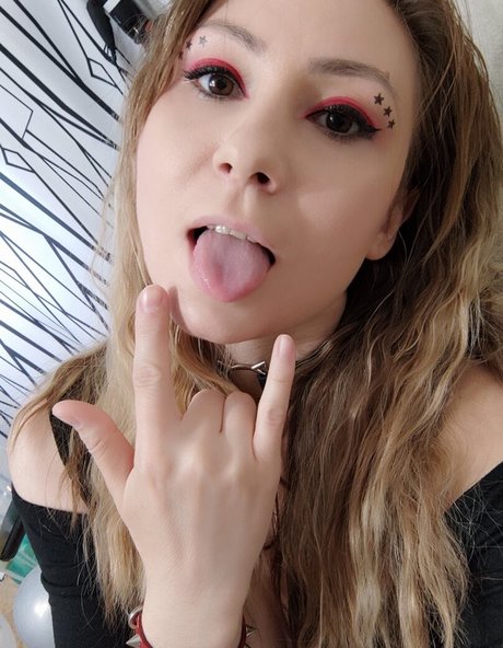 EmTorn star porn photos