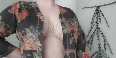 lilacandholly model best galleries