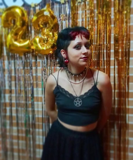 Aurwrayag naked model images