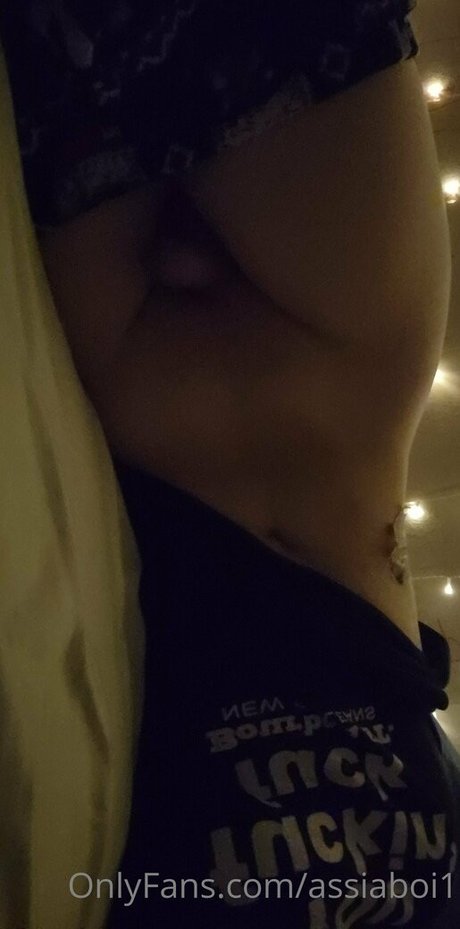 assiaboi1 Profile pic