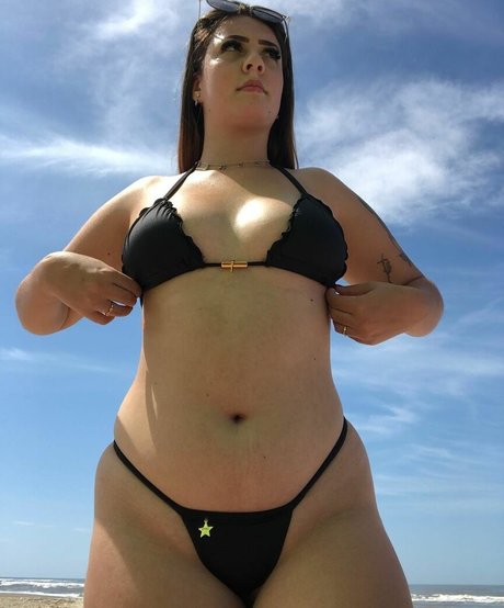 Leticiagabep pornographic star picture