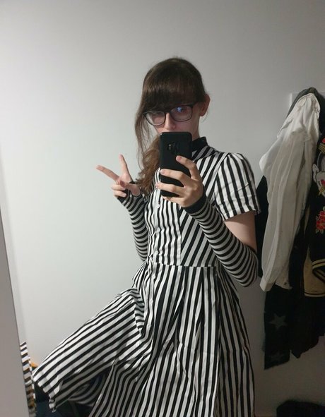 Beccasaur64 pretty star image