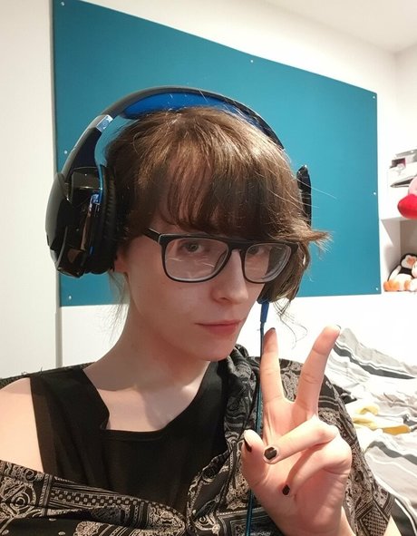 Beccasaur64 star sexy photos