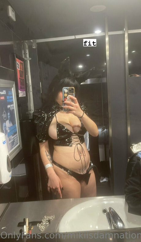 mikiisdamnation top pornstar picture