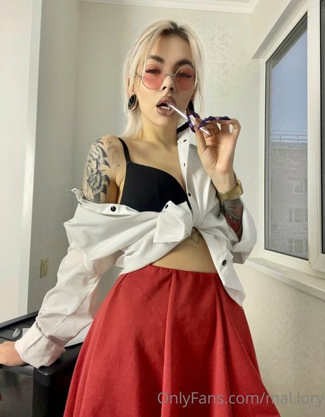 mal lory pornstar beautiful img