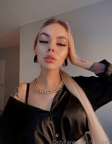 mal lory Profile pic