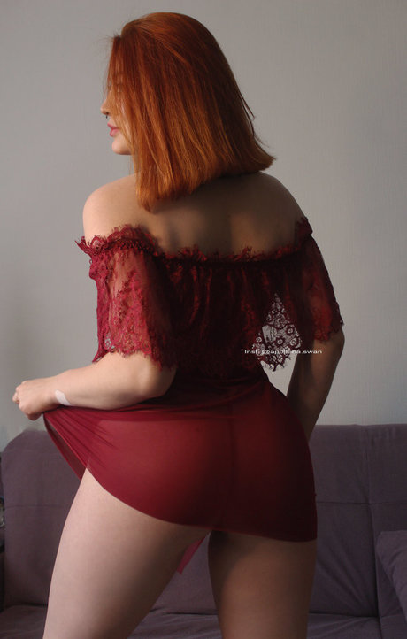 Apollinaria Lebedeva nice star photos