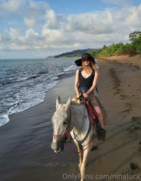 ninaluck perfect actress galleries