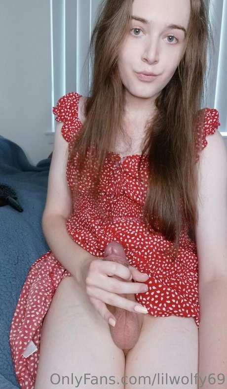 lilwolfy69 naked pornstar pics