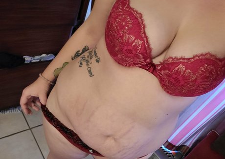 laurajaneuncensored actress gallery