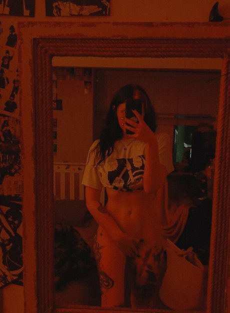 saykou8 naked model pictures