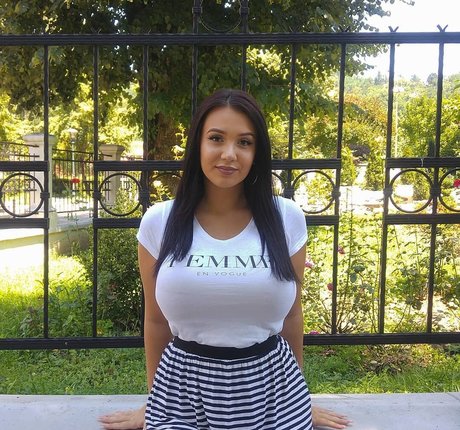 Emina Jahi top pornstar galleries