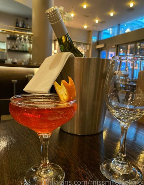 missmilehighxxx model hd images