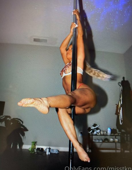 misstkn star adult photos