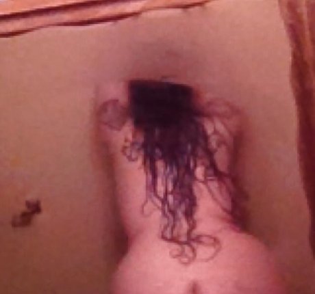 RainIsWet sexy actress img