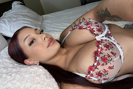 adianababyxo pretty actress photo