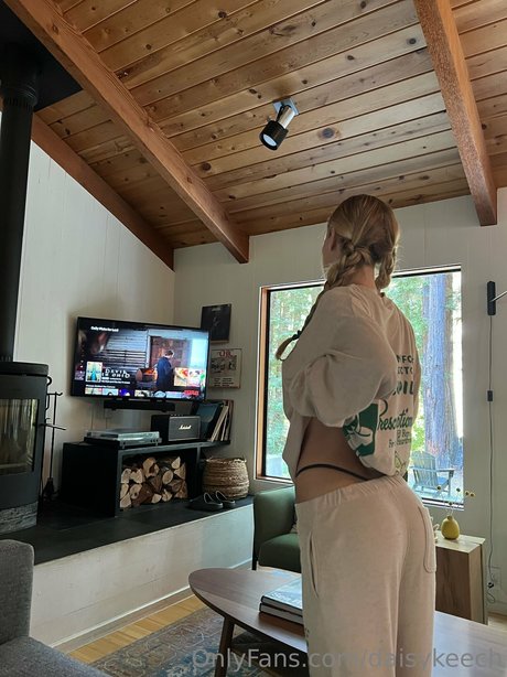 trans asian onlyfans free nude photo