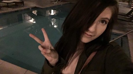 female popular onlyfans art naked photos